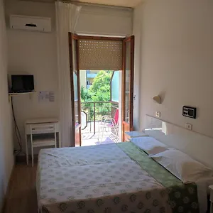 Hotel Luana **