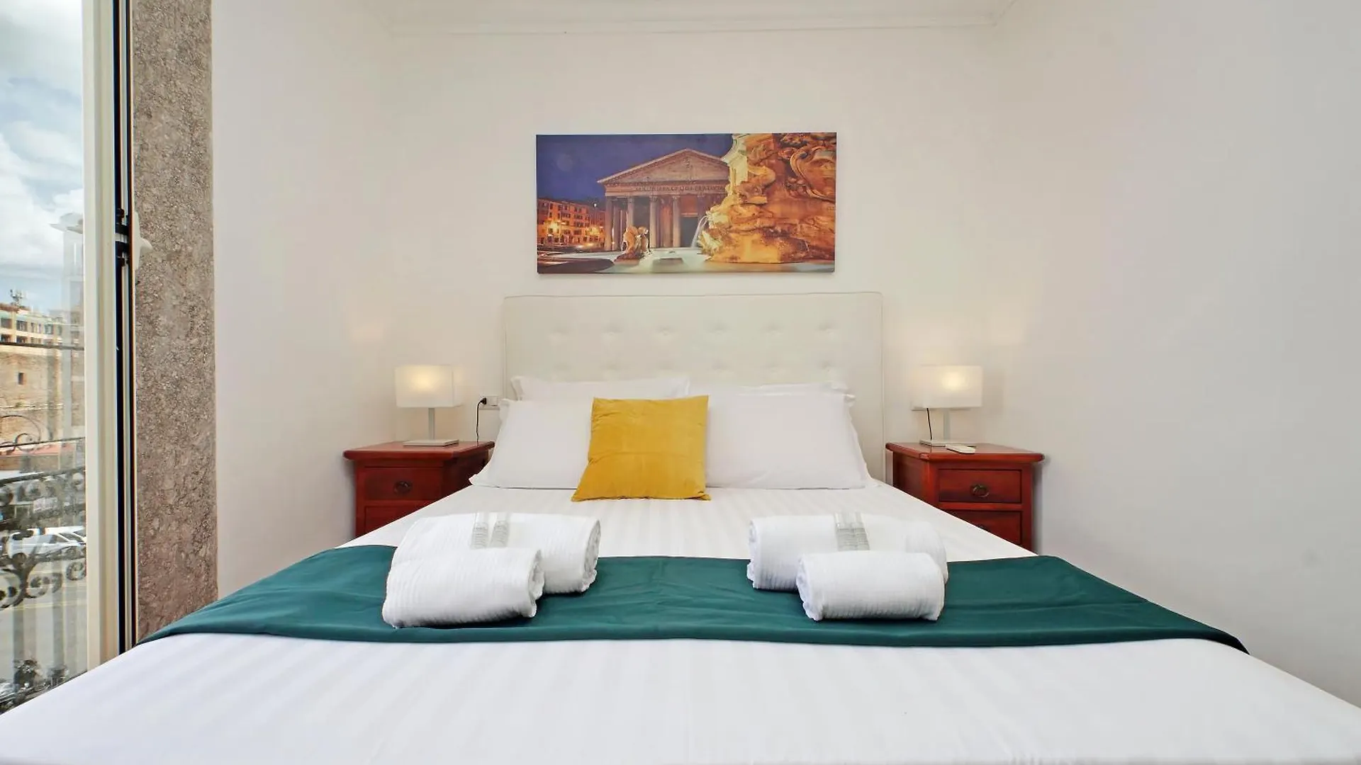 Romulus Rooms
