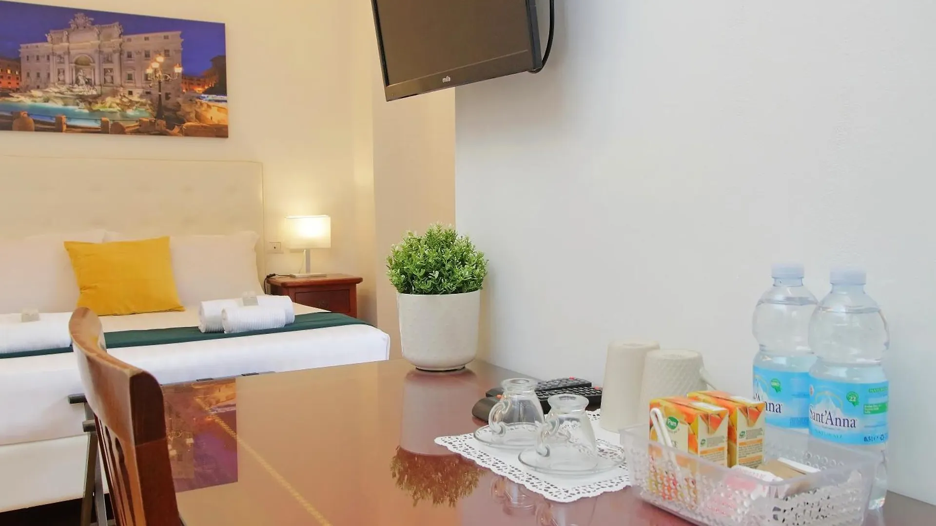 Romulus Rooms Rom